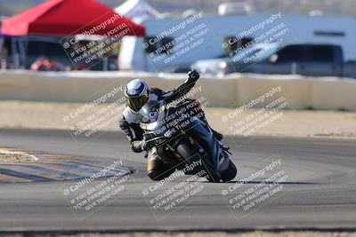 media/Dec-18-2022-SoCal Trackdays (Sun) [[8099a50955]]/Turn 2 (950am)/